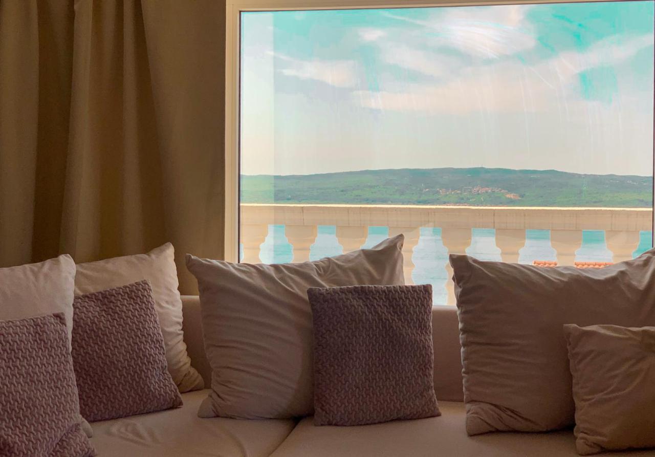 Apartments Villa Klaudia - Adults Only Crikvenica Bagian luar foto
