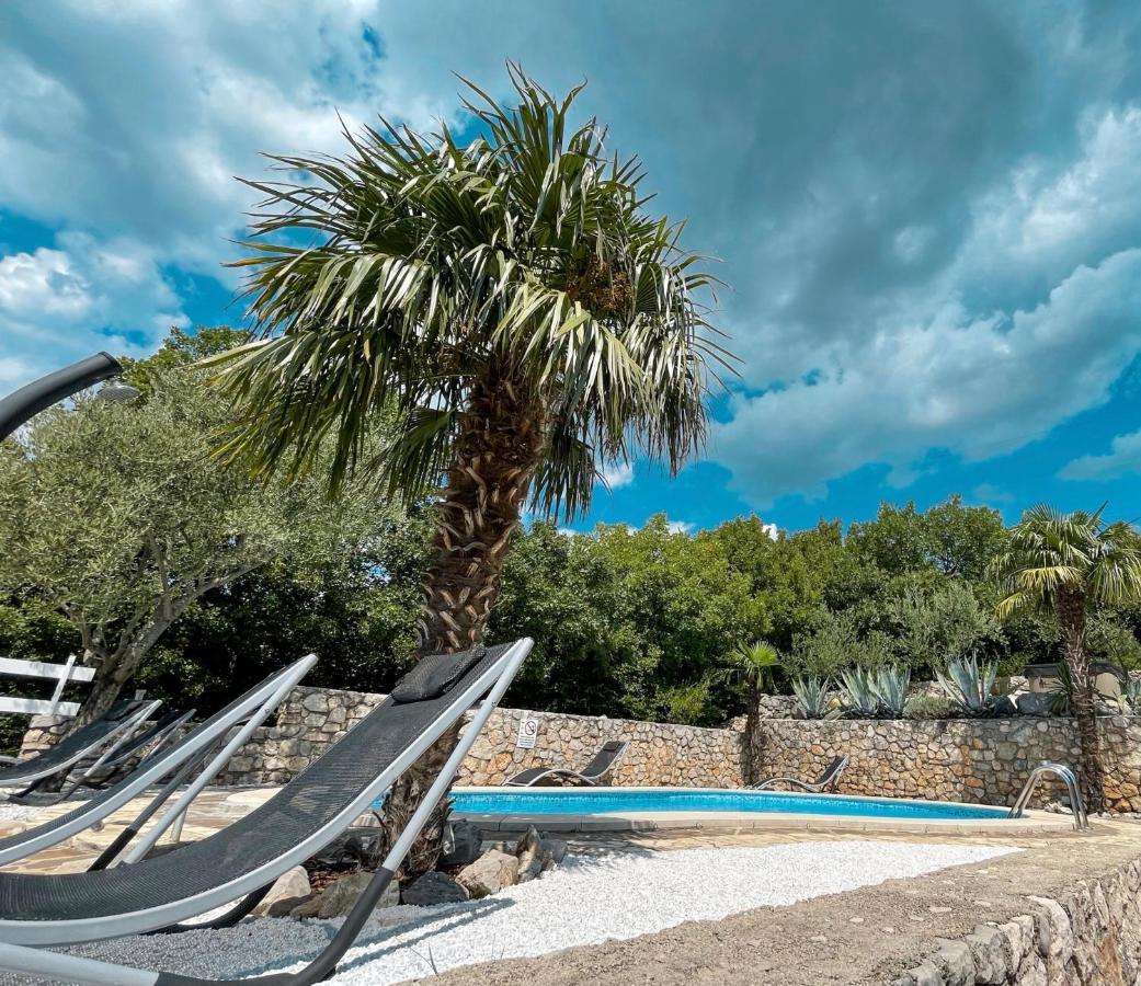 Apartments Villa Klaudia - Adults Only Crikvenica Bagian luar foto